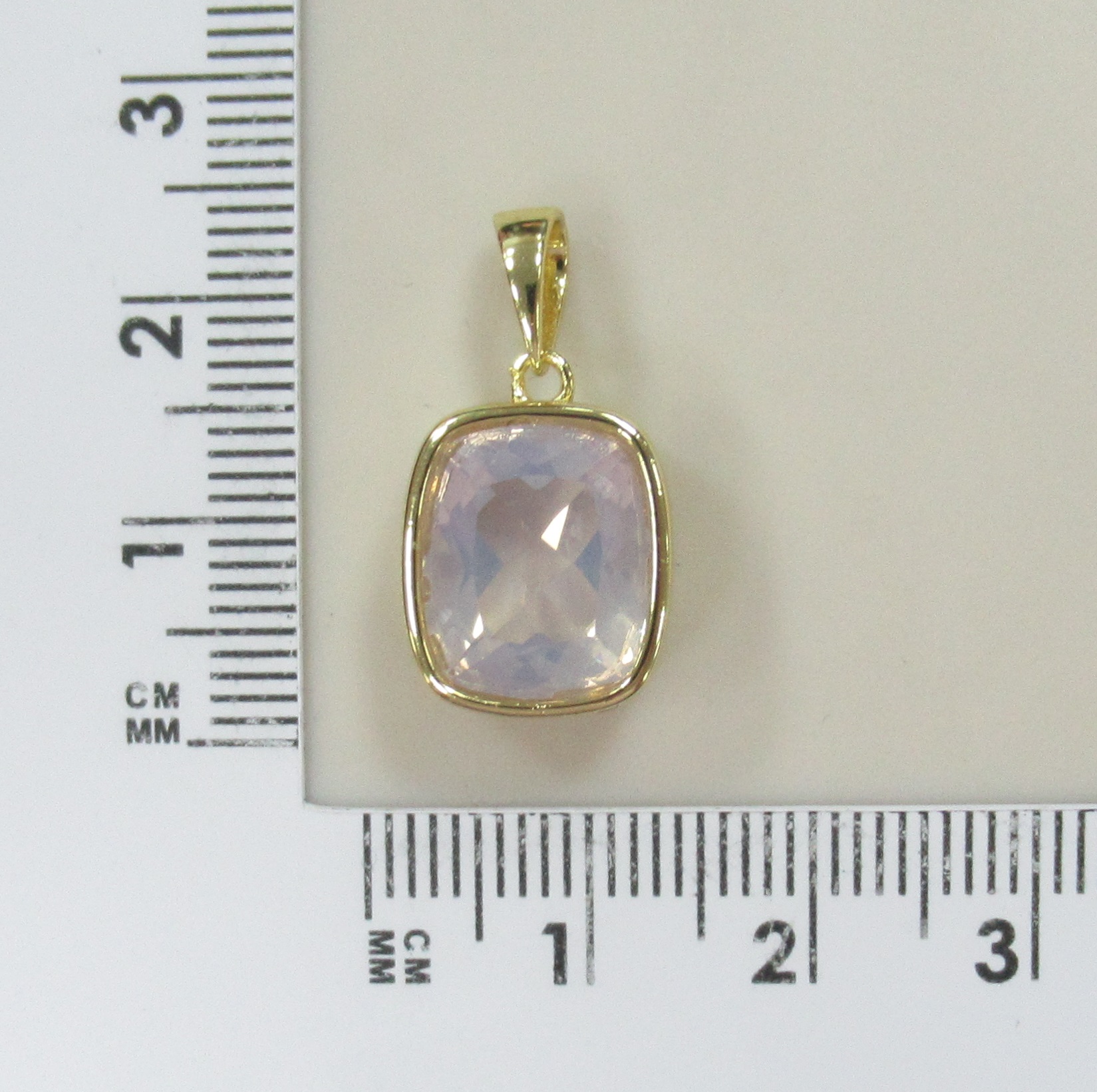 Серебряная подвеска с кварцем